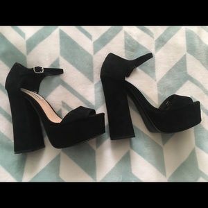 STEVE MADDEN HEELS